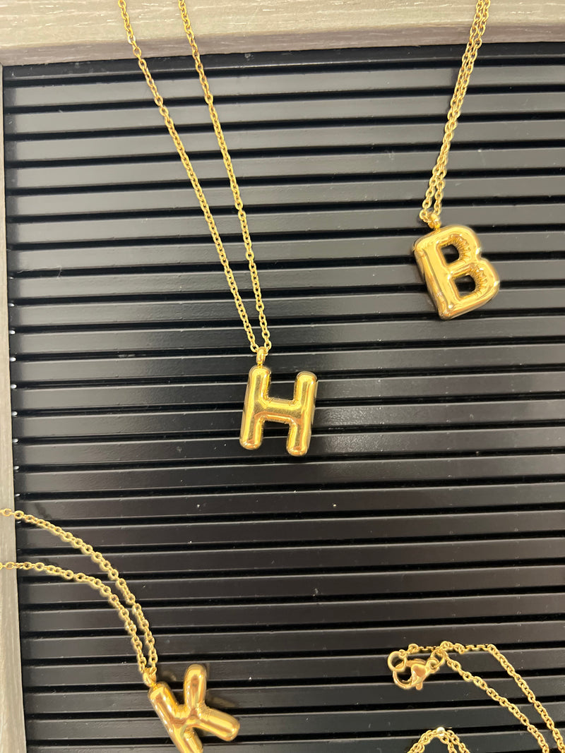 Gold bubble letter necklace H