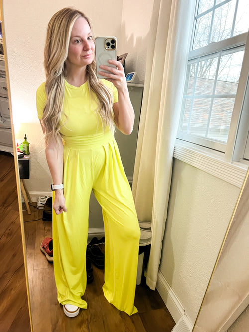 Two piece set with cropped tee and wide leg elastic pants in citrus