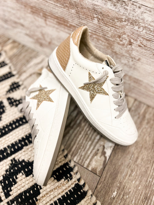shushop taupe textured star sneakers