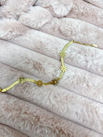 Non-Tarnish Flower link Bracelet