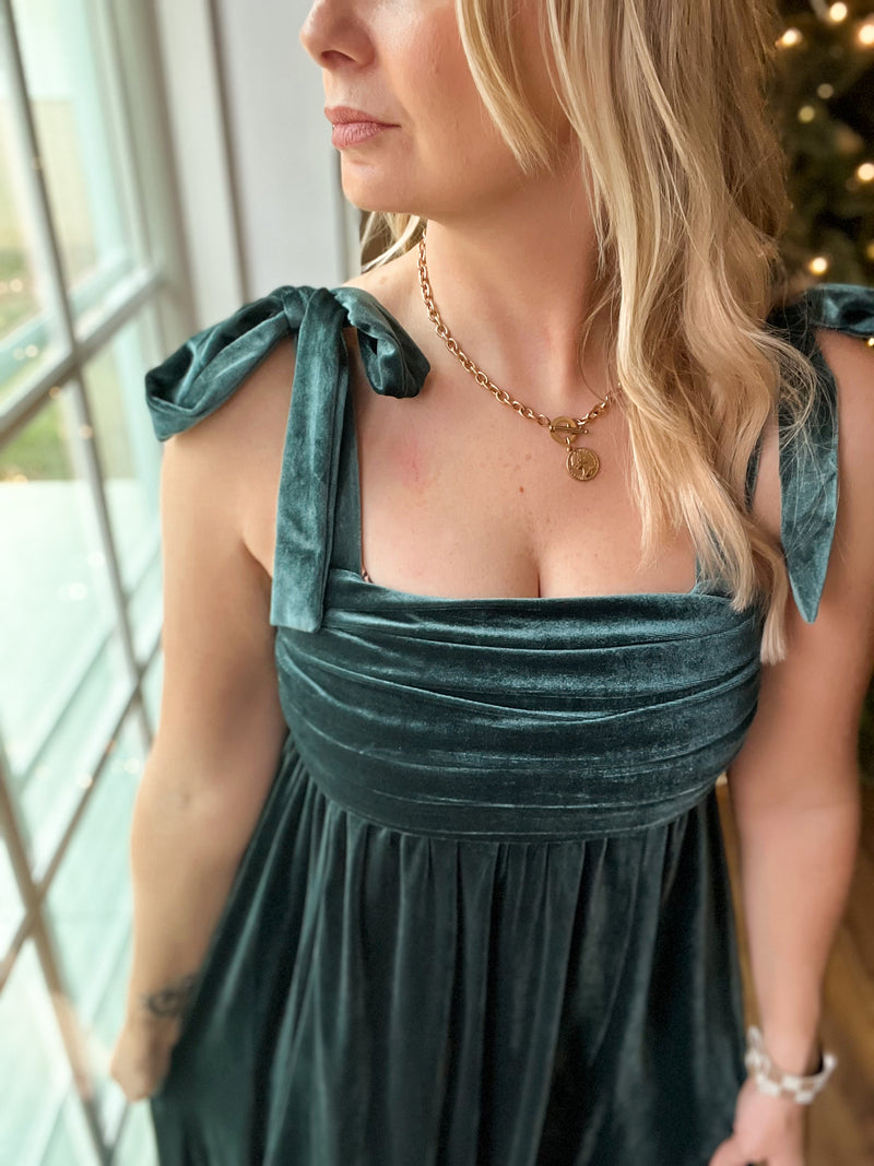 Maria Hunter Green Velvet Sleeveless Dress Trendsetters Fashion Boutique Maria Hunter Green Velvet Sleeveless Dress Trendsetters Fashion Boutique