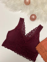 Scalloped Edge Lace Trimmed Bralette