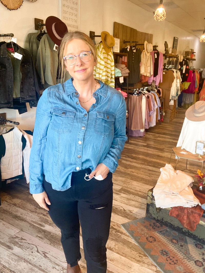 Fern Chambray Collared Button Down Shirt