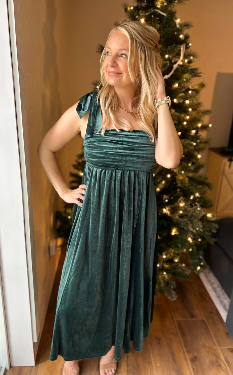 Maria Hunter Green Velvet Sleeveless Dress Trendsetters Fashion Boutique Maria Hunter Green Velvet Sleeveless Dress Trendsetters Fashion Boutique