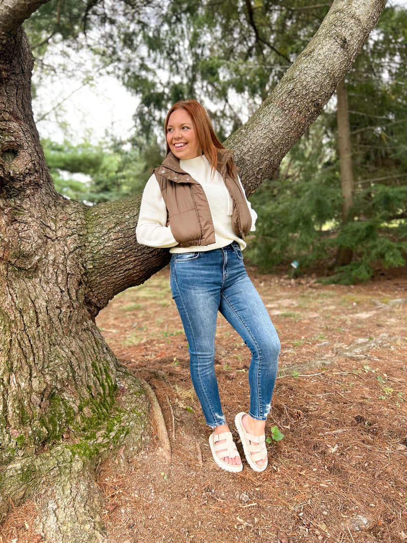 Cropped Zip up Vest