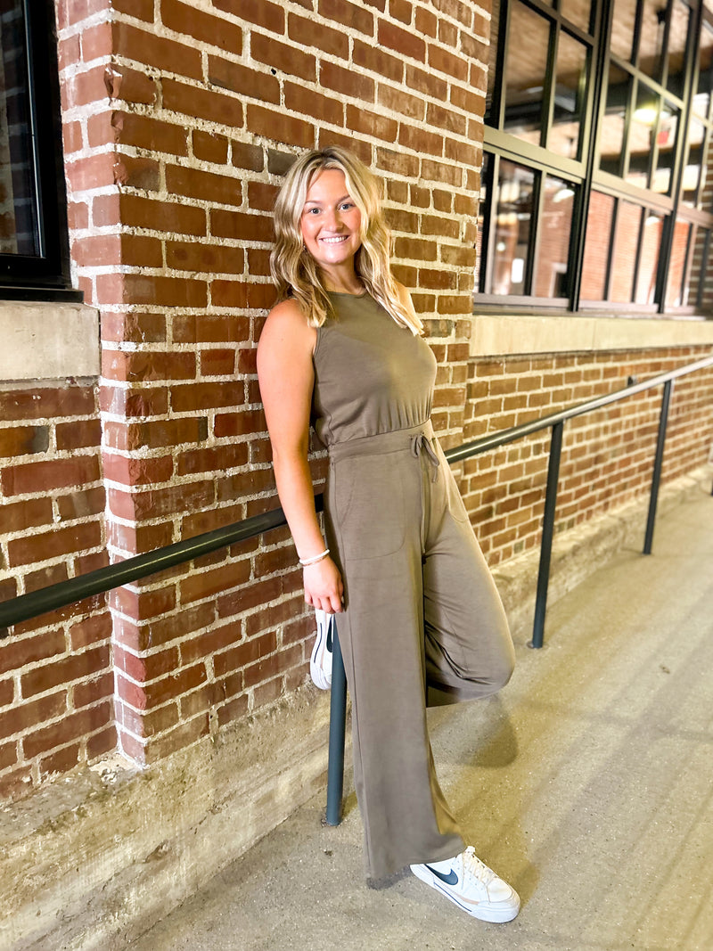 sporty fabric sleeveless jumpsuit olive