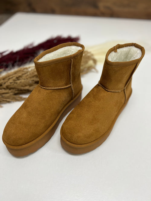 platform fur lined mini boots in brown