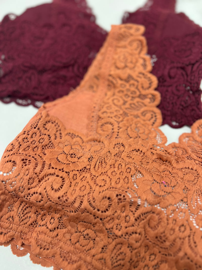 Scalloped Edge Lace Trimmed Bralette