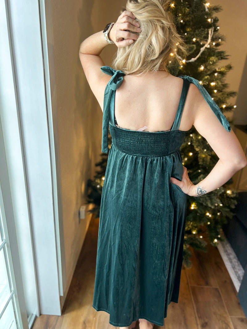 Maria Hunter Green Velvet Sleeveless Dress Trendsetters Fashion Boutique Maria Hunter Green Velvet Sleeveless Dress Trendsetters Fashion Boutique