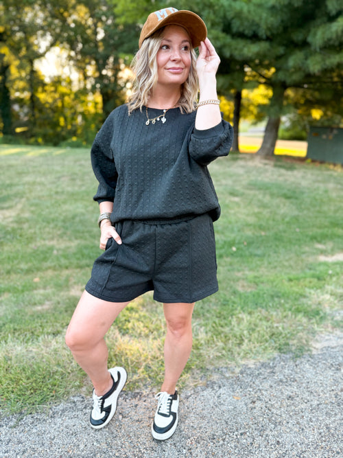 Elastic Waist Houndstooth Shorts