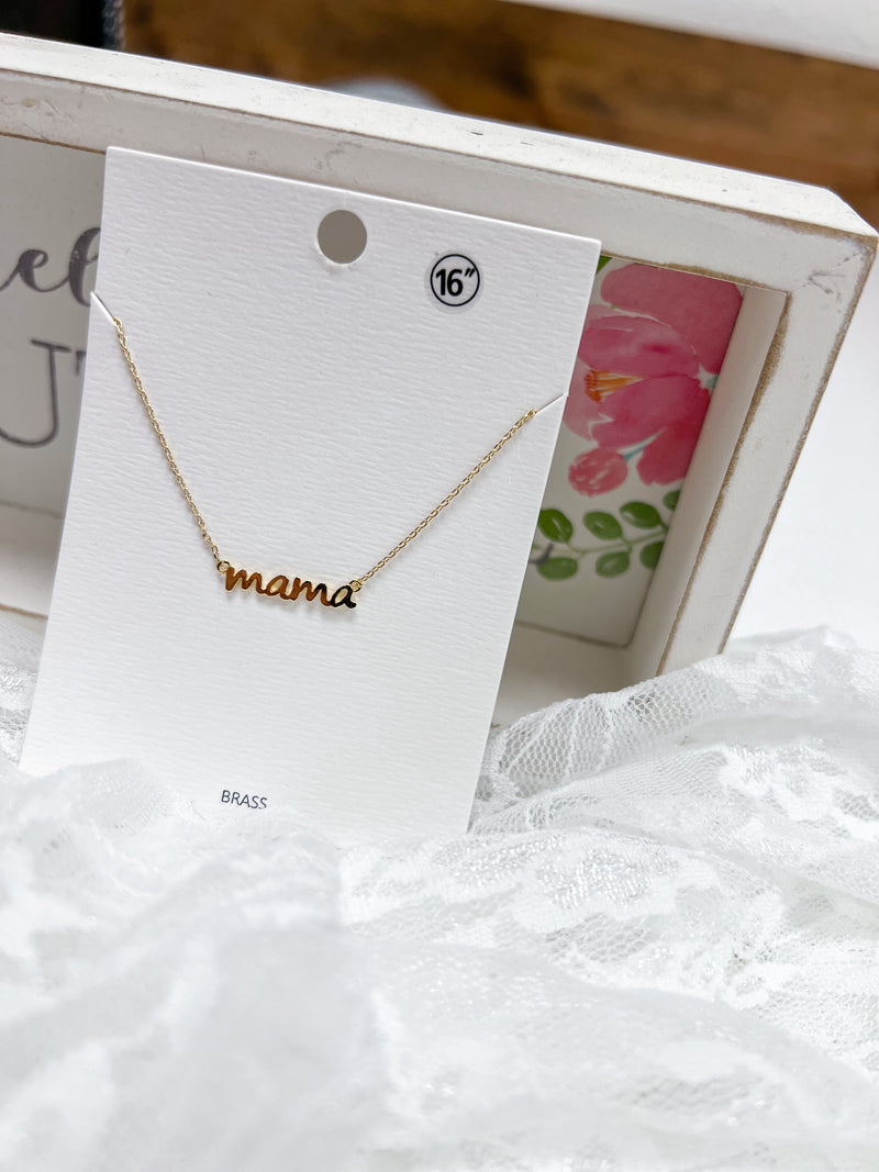 Mama Pendant Necklace in gold