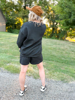 Elastic Waist Houndstooth Shorts