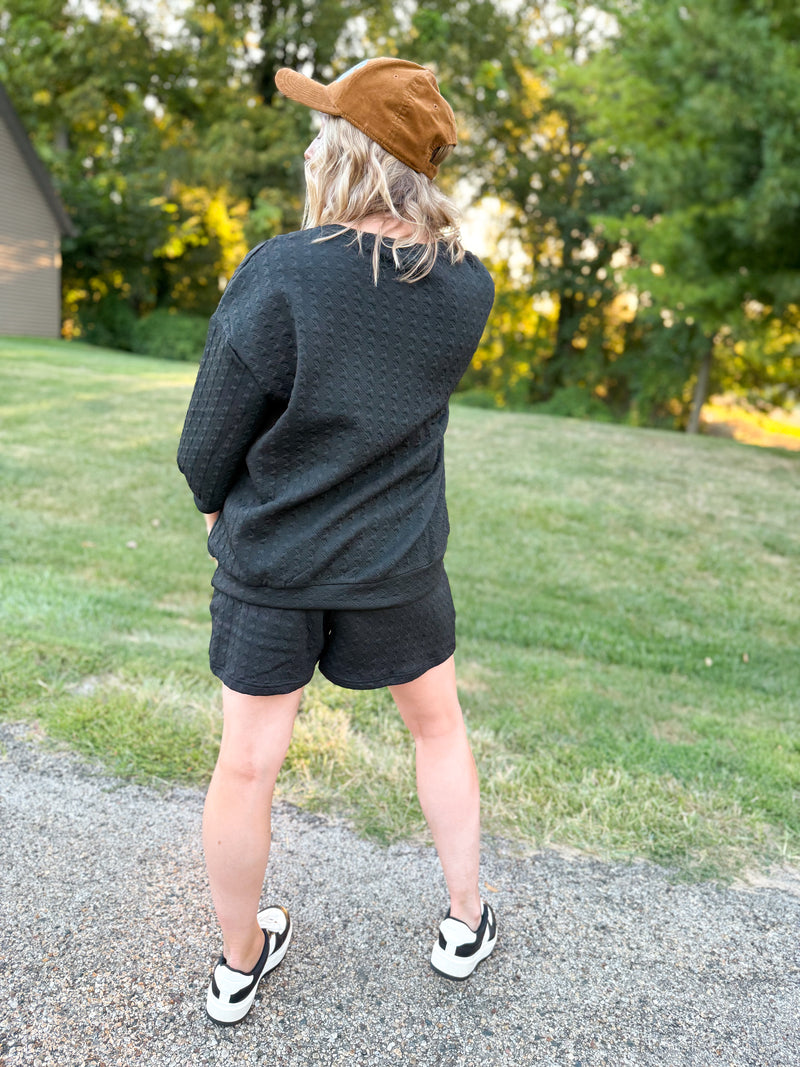 Elastic Waist Houndstooth Shorts