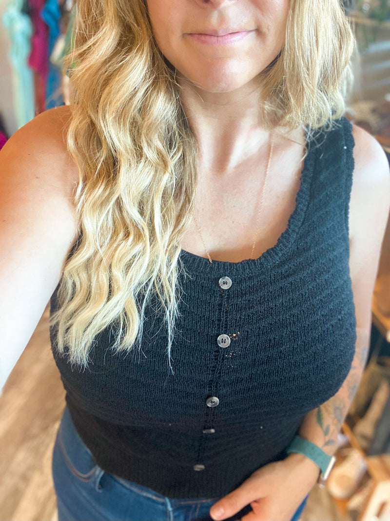 Ingrid Scallop Sleeveless Tank top