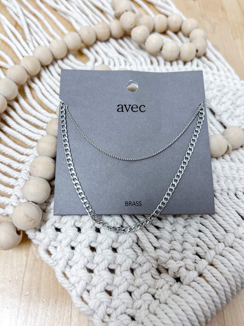 curb chain necklace set in silver 