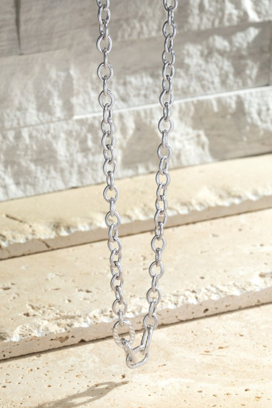 Metal Textured Link Necklace