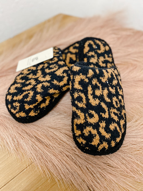 leopard print fuzzy slippers