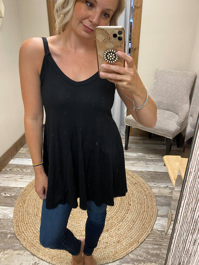 Nicky Sleeveless V-Neck Tank Top