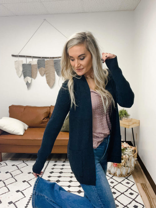 open waffle texture cardigan with front pockets in black 