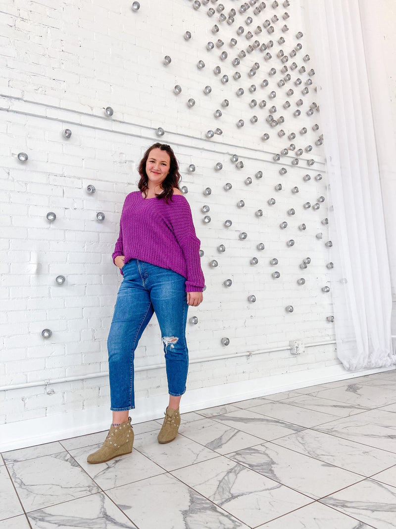 Tawny V-neck Chenille Sweater - Trendsetters Fashion Boutique