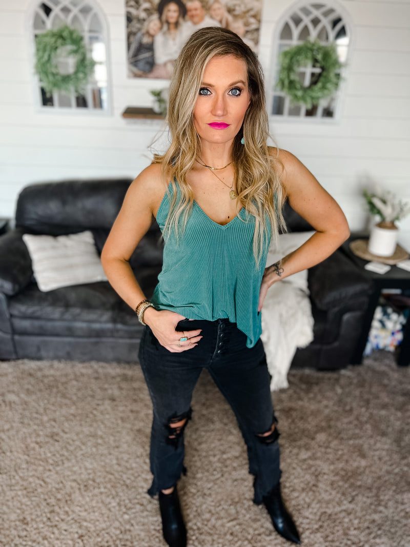 T. Green V-neck ribbed tank 