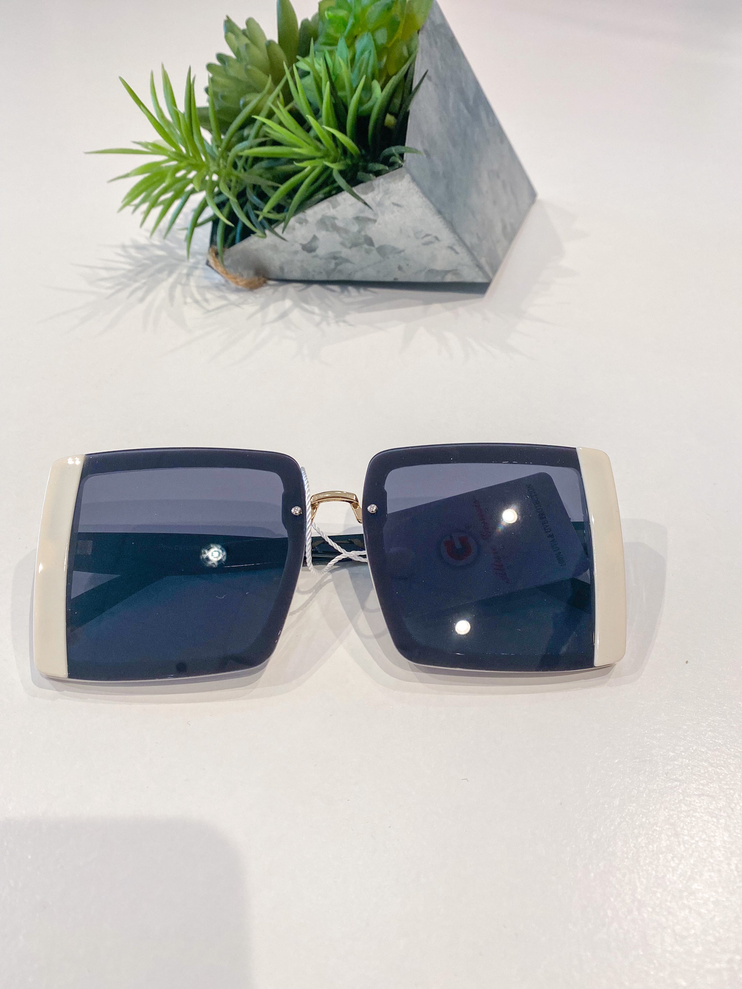 Fashionable - Aruba Sunglasses: The aruba sunglasses in... | فيسبوك